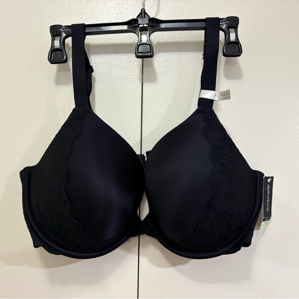 Ambrielle Black Full Coverage Bra with Molded Cups